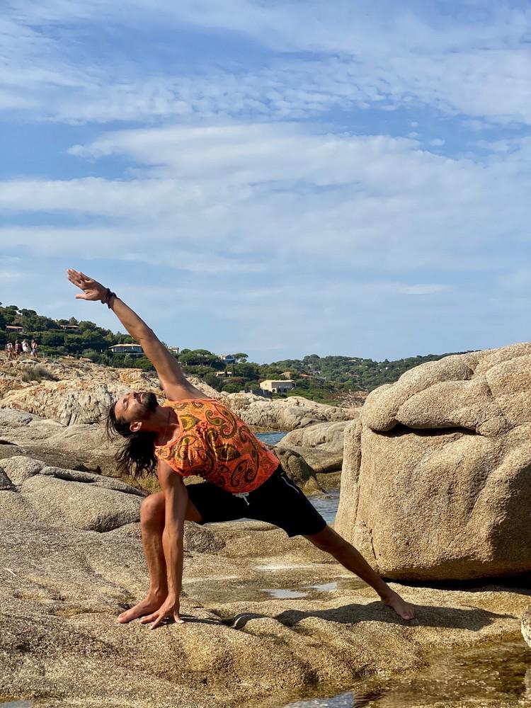 Professeur de Yoga à St-Tropez