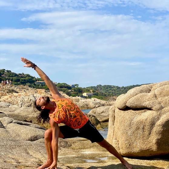 Laurent professeur de Yoga à Saint-Tropez